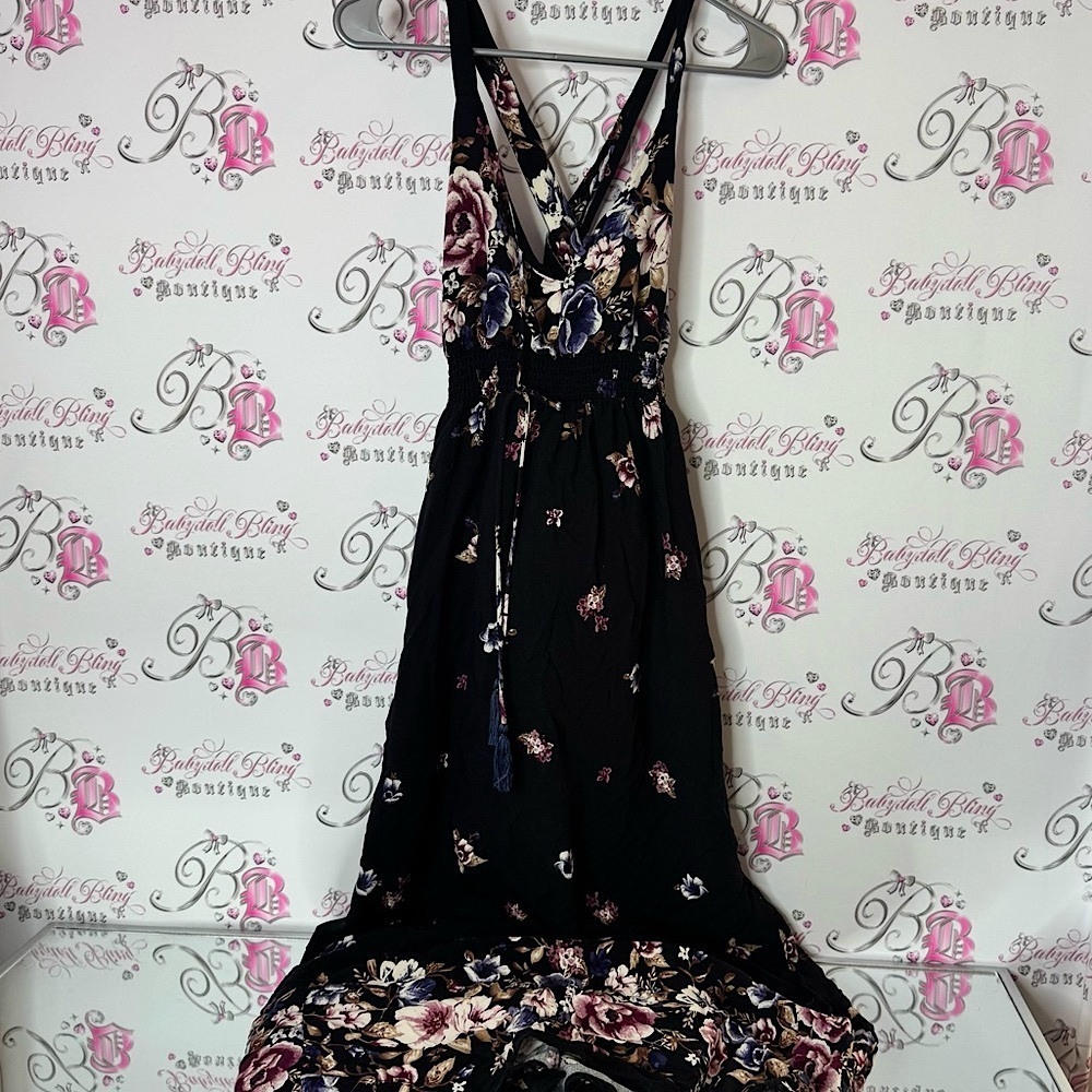 Dress floral Black Maxi Dress flowers strappy criss cross V neck stretchy bows
